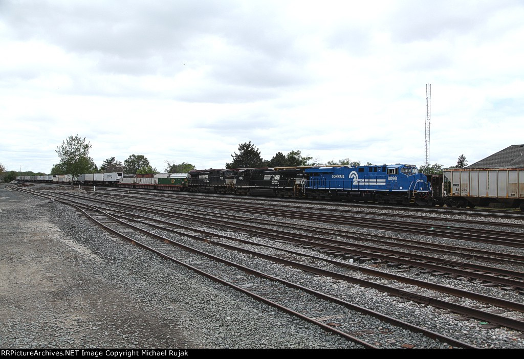 NS 8098